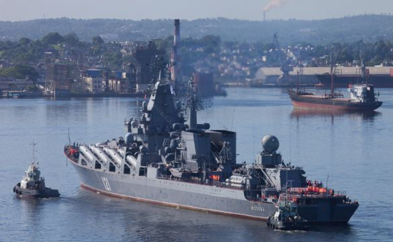 Вмф кубы. Флот Кубы военно морской. Крейсер Москва на Кубе. Кубинский флот. Посещение корабля.